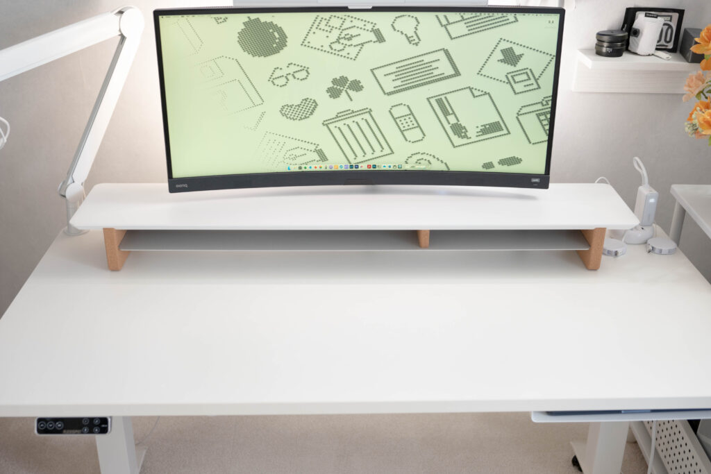 Grovemade deskshelf mattewhite【レビュー】｜最高級デスクシェルフ