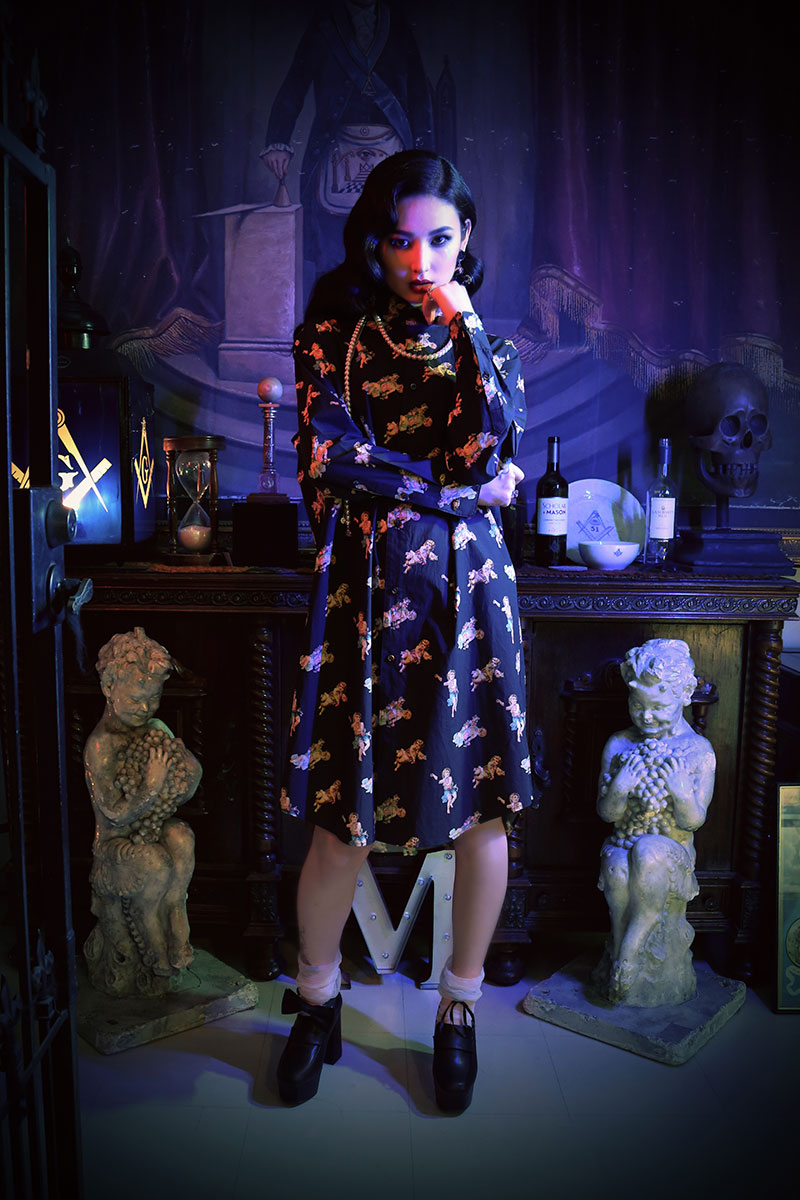 マダラニンゲンオフィシャルサイト