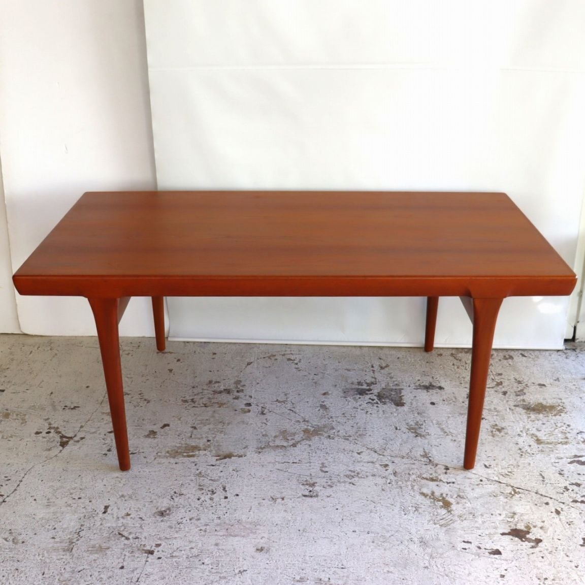 TABLE | パームスプリングス | ミッドセンチュリーのビンテージ家具