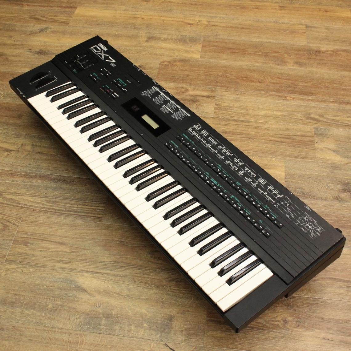 DX7 (シンセサイザー・キーボード × YAMAHA)の検索結果 | ギター