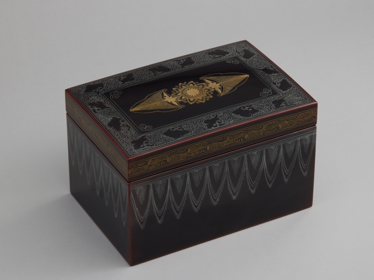 真塗 沈金 金銀蒟醤茶箱 | すべての商品 | 淡交社 茶道具と茶席の