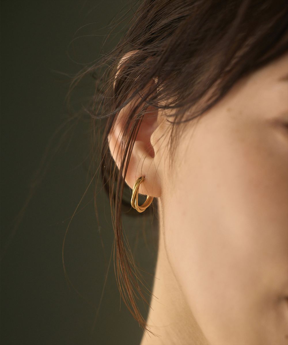 K18GP〉ソフトツイストフープピアス - 12Twelve Agenda(トゥエルブ