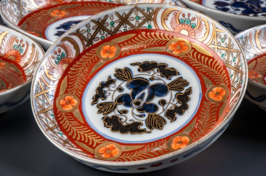 金彩色絵花草紋輪花小皿 伊万里焼 明治 4枚組 金彩色絵花草紋輪花小皿