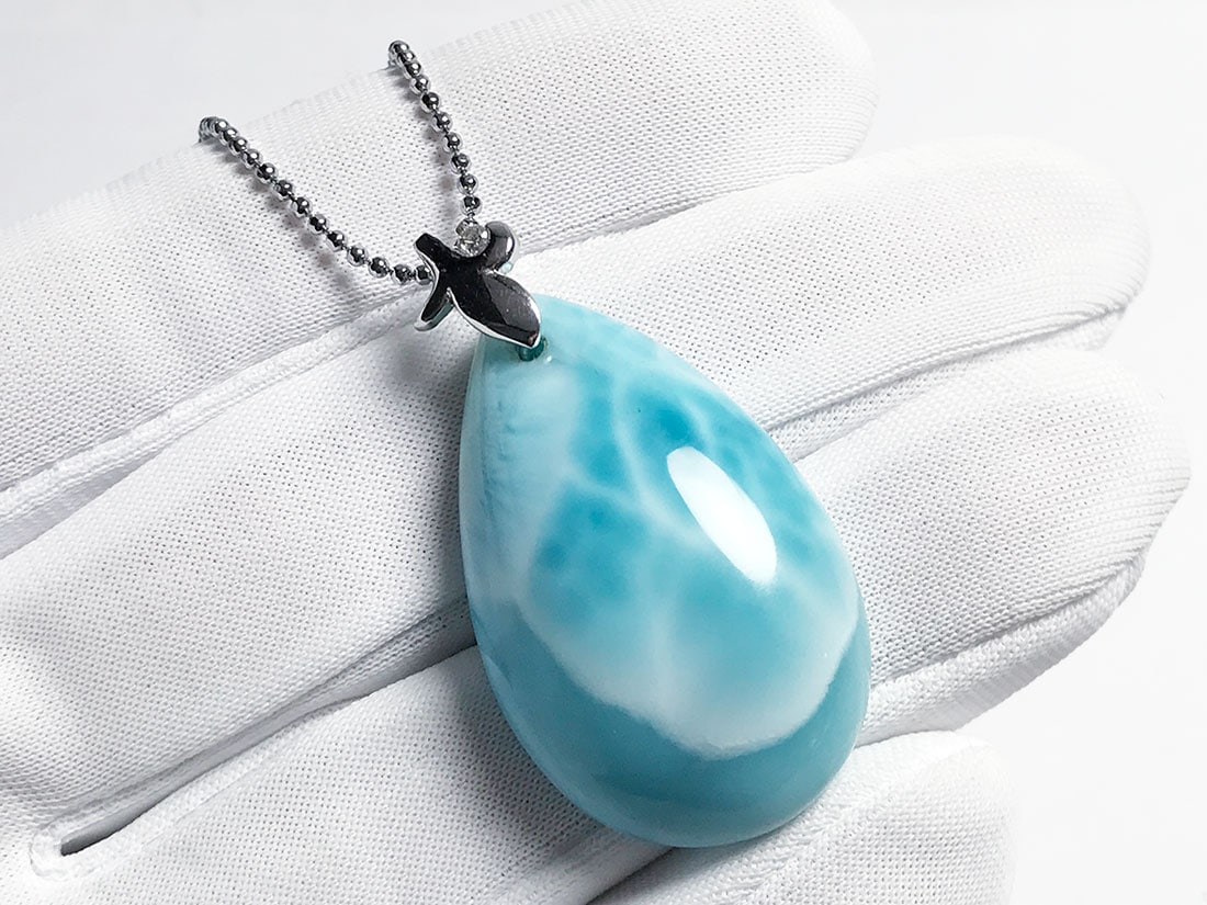 特別価格]ドミニカ共和国産ラリマーシェルカットペンダントトップ