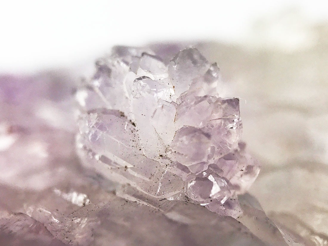 ブラジル産 アメジスト クラスター （ブラジル産） 台付 No.354