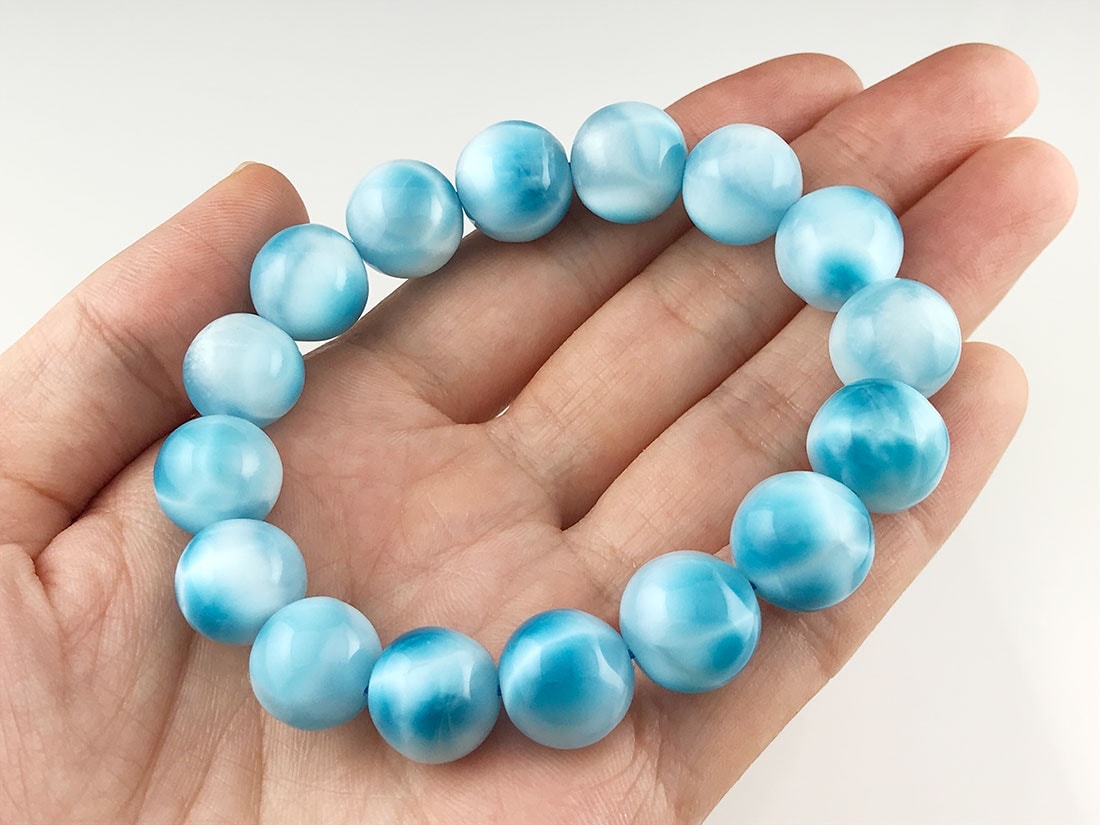 ドミニカ産】22mmラリマーの丸玉(穴あり) ドミニカ産】22mmラリマーの