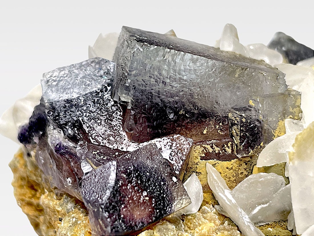 超レア☆石油フローライト○パキスタン 【公式通販】