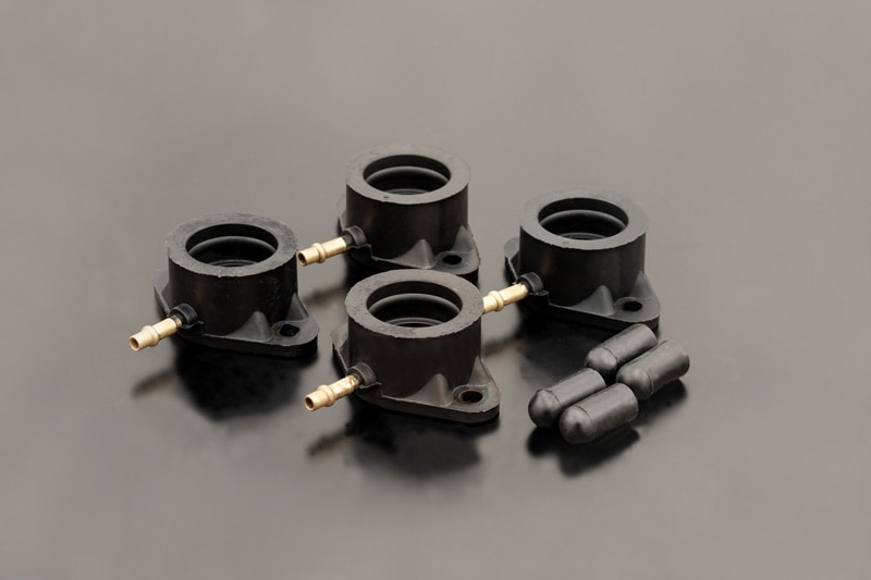 フェアレディU20エンジンキャブ ゴム製インシュレータ 4個セット取り外し品