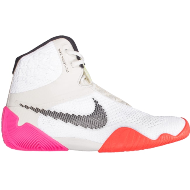 ナイキ・タワ（NIKE TAWA）［ホワイト/ゴールド］ ナイキ・タワ (NIKE