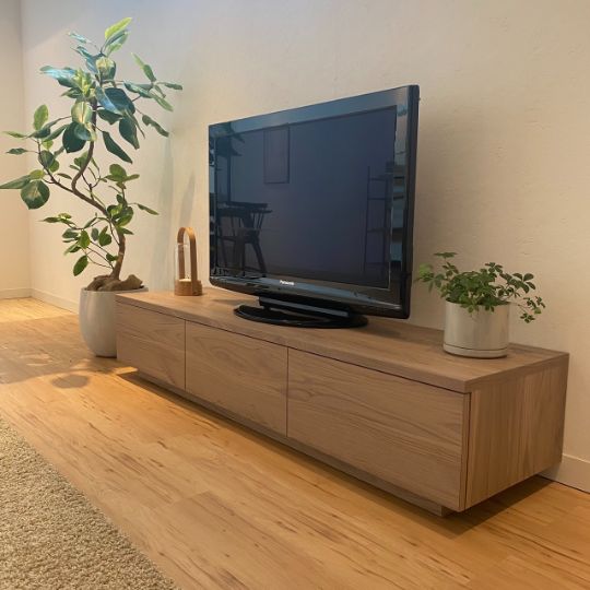 z / a. ヒーロー家具 家づくりヒーローコラボレーション テレビボード