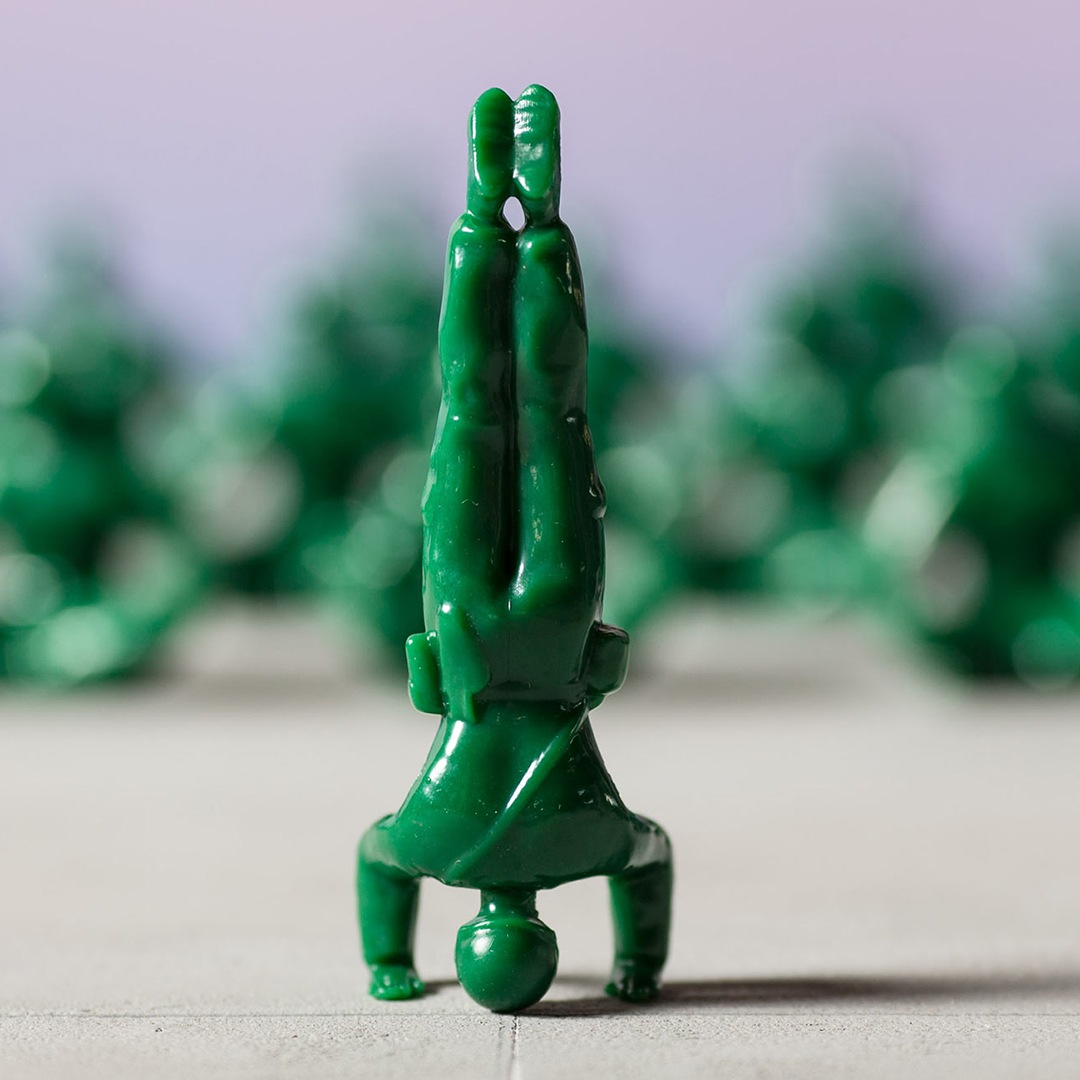 プーリーズ フロッグマン poolys frogman グリーン フィギュア