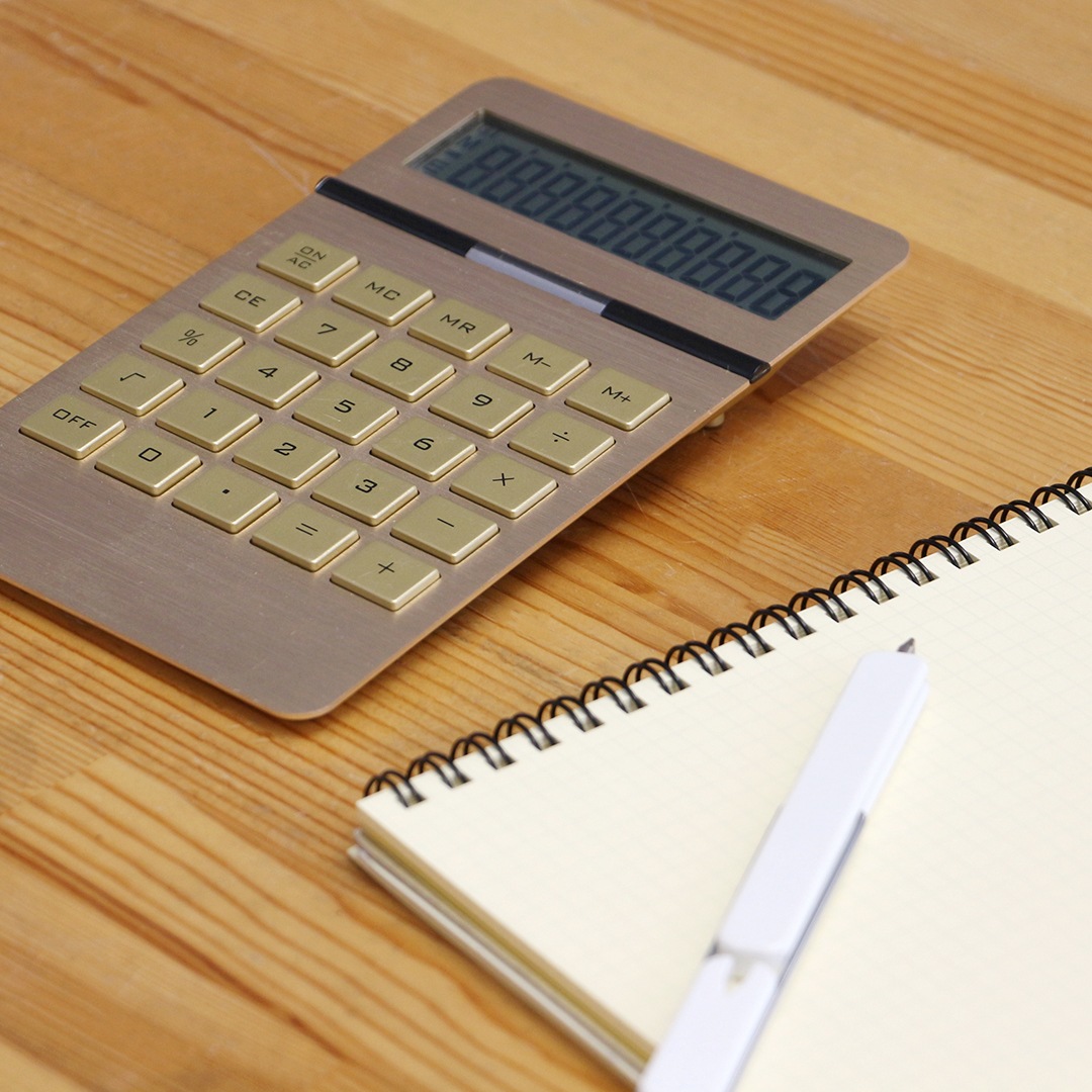テンディジットインゴットカリキュレーター | ゴールドの電卓 | BRANDS