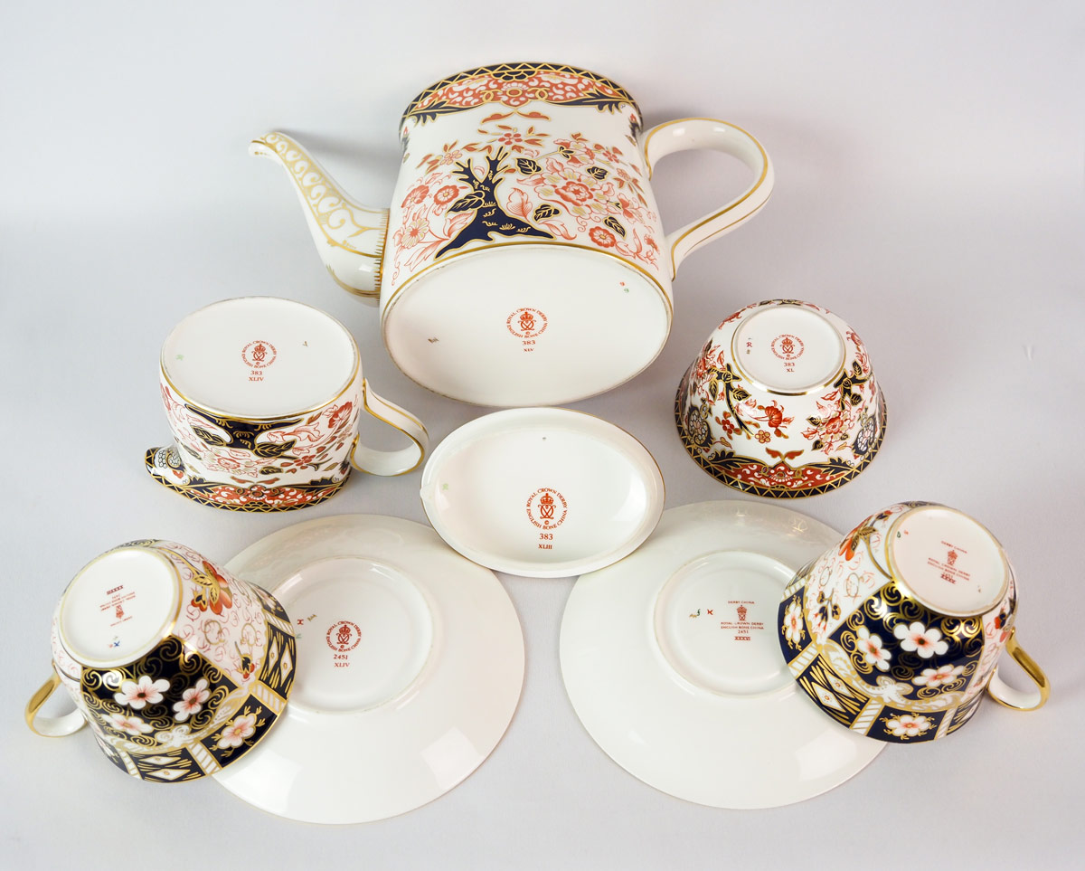 ✤ロイヤルクラウンダービー✤〘伊万里写ボウル＆ソーサー〙セット