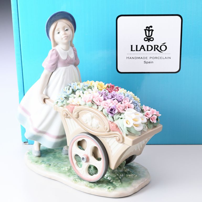 箱付 リヤドロ たくさん摘めたよ 6756 フィギュリン 陶器人形 LLADRO