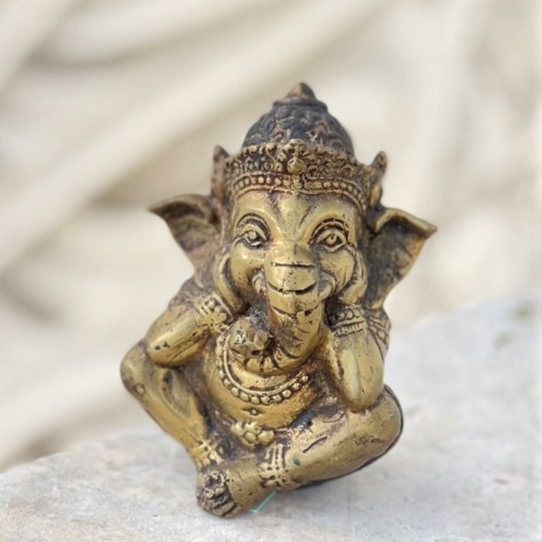 楽天市場】インドの神様ガネーシャの置物 真鍮製の大きなガネーシャ