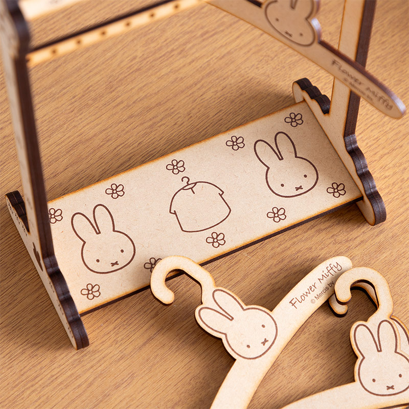 Flower Miffy 着せかえぬいぐるみ用ハンガーラック兼アクセサリー