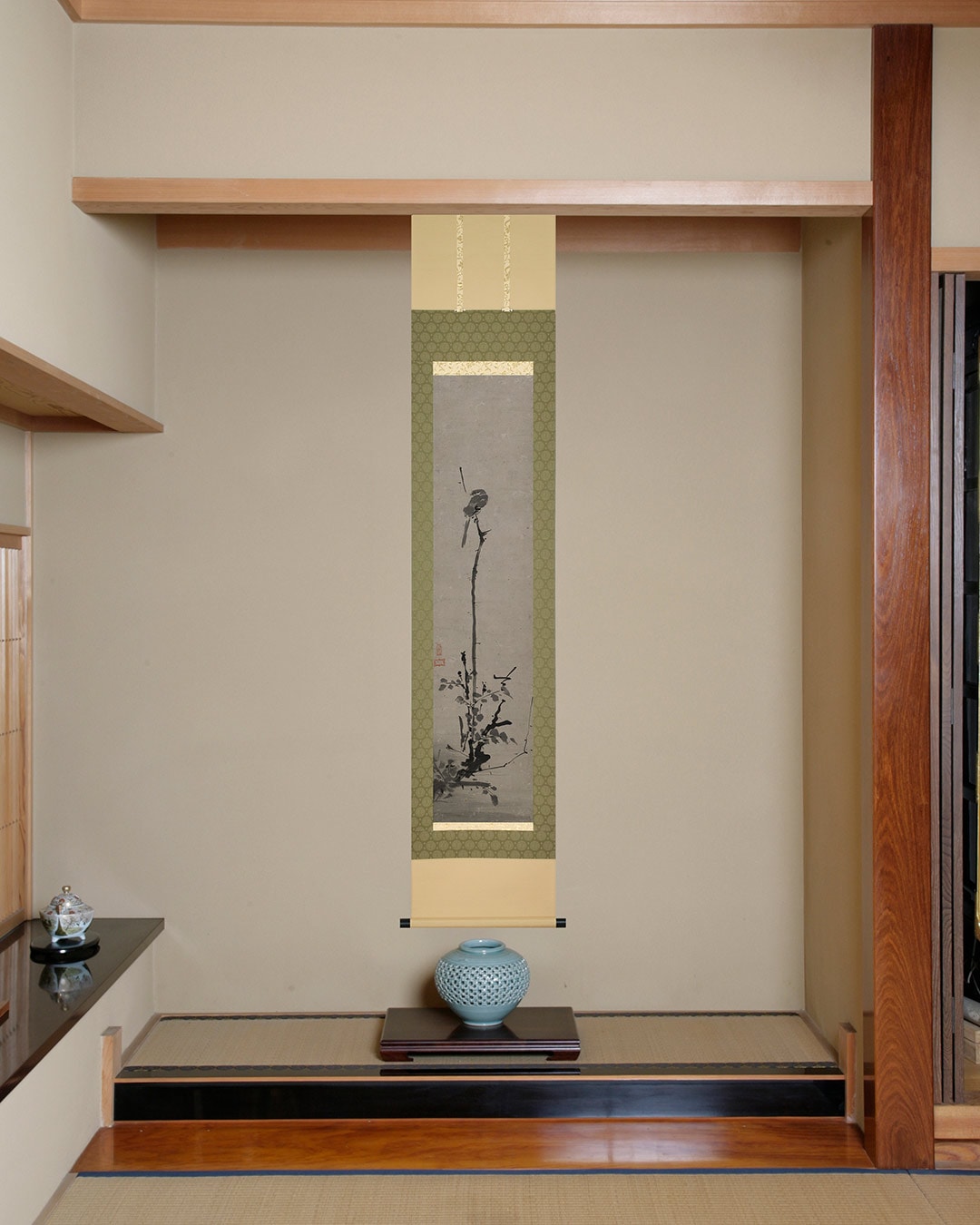 美品 掛け軸 宮本武蔵筆 名品選「枯木鳴鵙図・紅梅鳩図」工芸印刷