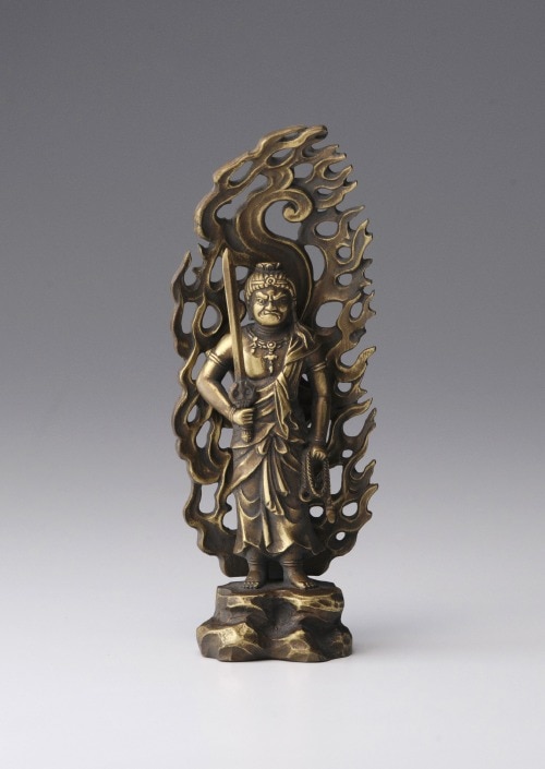 仏像】不動明王 - 合金製 古美金仕上げ 総高15.5cm 高岡銅器 | 日本の