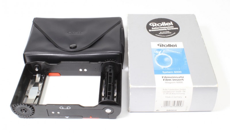 ローライ6000シリーズ用120フィルムマガジンと予備インサート2個