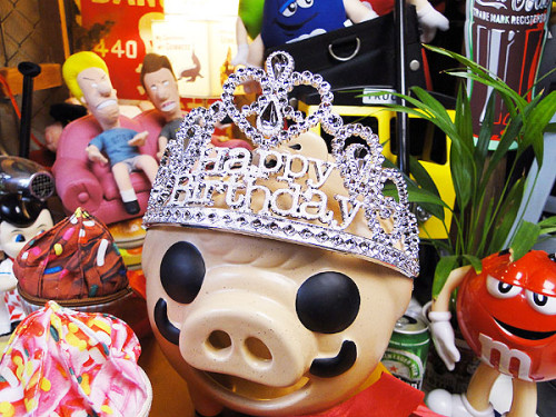 テディベア2体とバードハウス、アメリカンカントリーチェスト合計4個