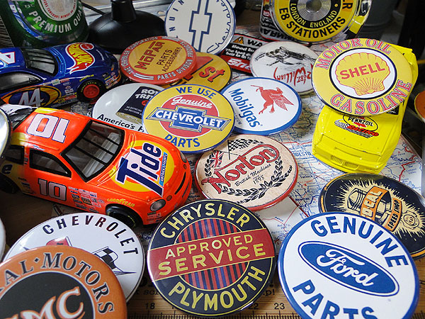 アメ車好きのためのモーター系缶バッジ （全23種セット） の通販・販売