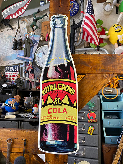 ロイヤルクラウンコーラ ドリンクボトル型ブリキ看板の通販・販売