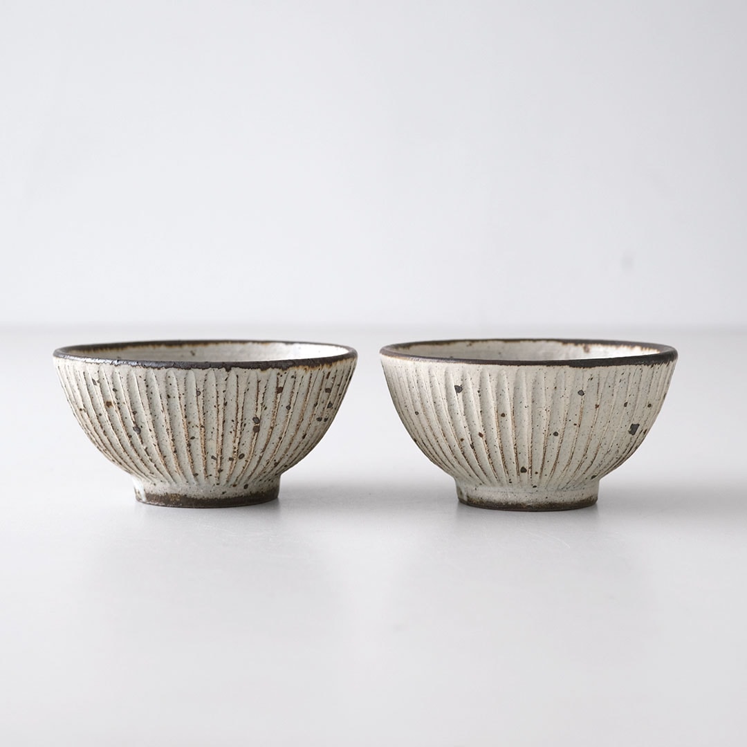 粉引 酢次茶碗 粉引酢次茶碗 銘 呉竹 | 公益財団法人 五島美術館