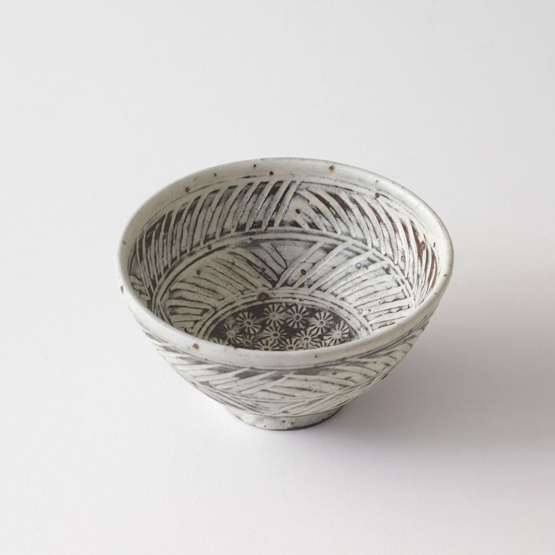 三島唐津/茶碗/中 | 唐津焼 雅樂窯 ( うたがま ) | 糸島くらし×ここの