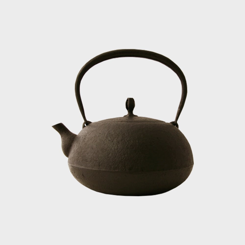 南部鉄器 鉄瓶 / 南部鉄瓶 / 釜定 / 錆び仕上げ 新珠肌 [ やかん 日本