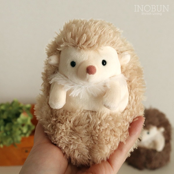 ふわふわ ランディ ハリネズミのぬいぐるみ ベージュ ベビーギフト