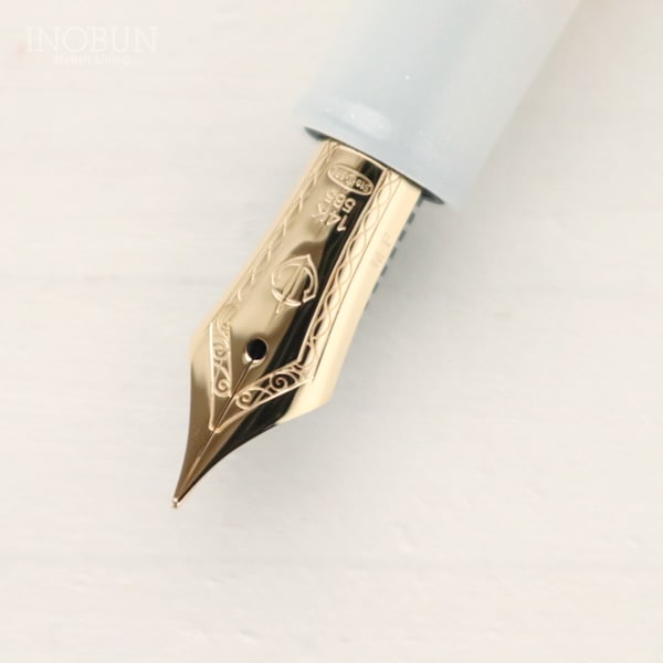 万年筆 セーラー SHIKIORI -四季織- 雪月空葉 名月/IV 中細 記念日