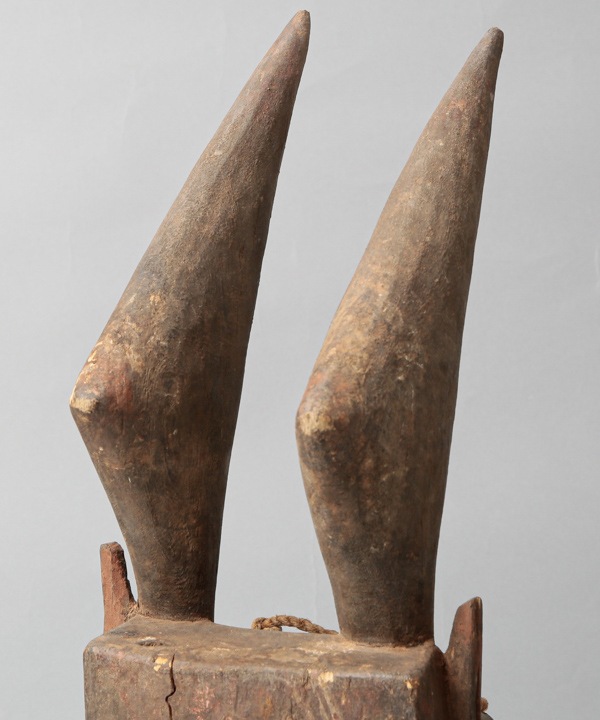 マリ ドゴン族 金属製 亀のケース ドゴン族仮面｜マライカ公式通販