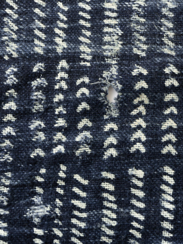 ドゴン族 藍絞り布 E20214 116cm×108cm｜KANKAN ONLINE SHOP【公式】