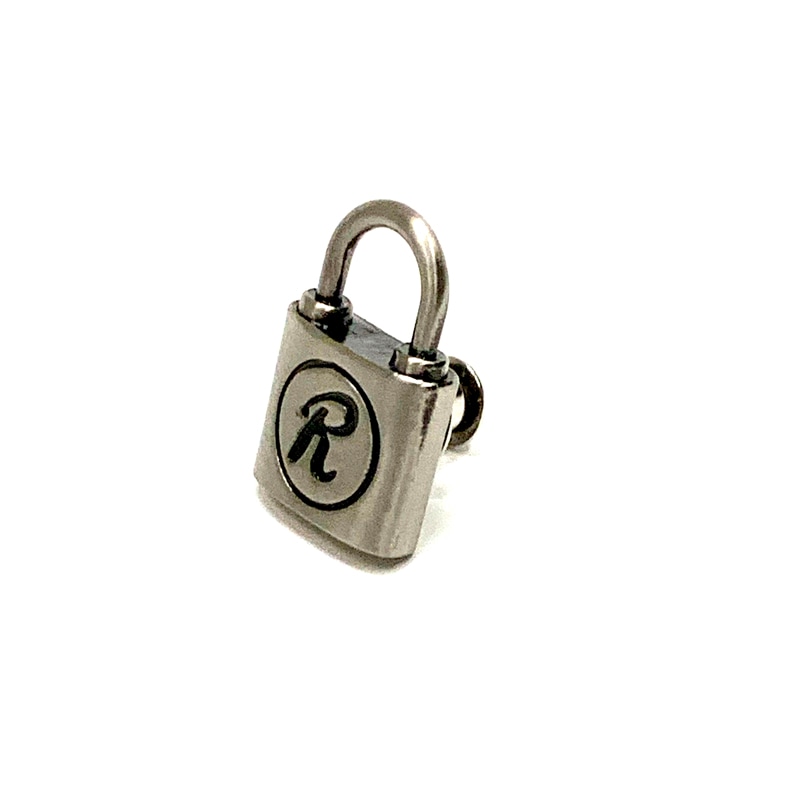 SID PADLOCK PIN BADGE｜『666』パンクロックファッションの通販
