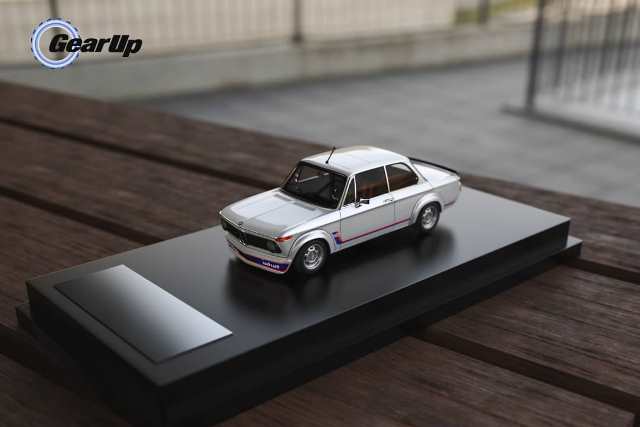 予約 Gear Up Models / GUM 1/64 BMW 02 Series 2002 Turbo Silver