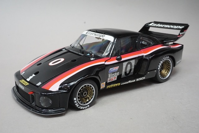 3 エグゾト 1／18 ミニカー ポルシェ935 京商 3 エグゾト 1／18