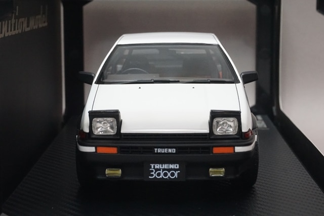 1/18 イグニッションモデル IG2791 トヨタ スプリンター トレノ 3Dr GT