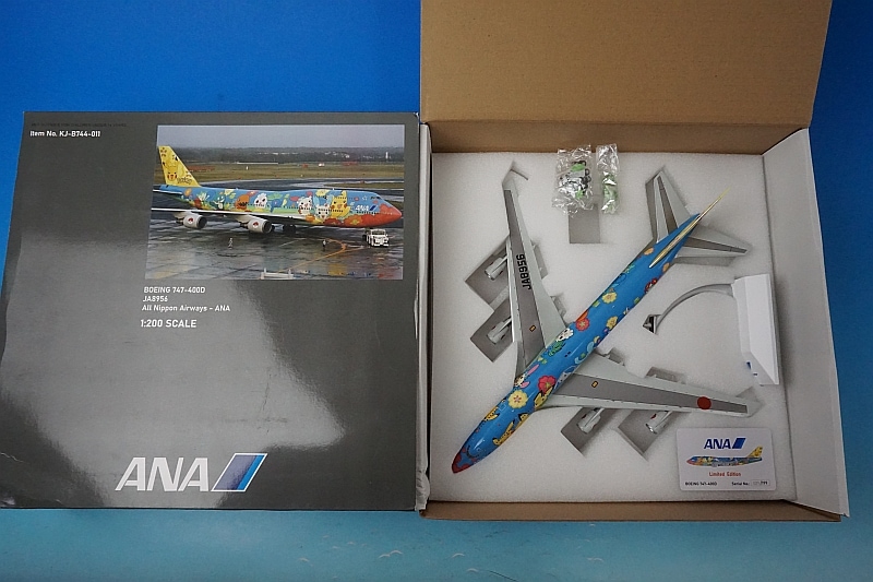 新品 1/200全日空商事B747-400ANAポケモンジェットお花ジャンボ 新品 1