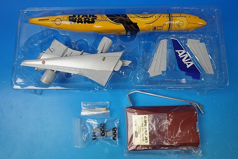 全日空商事 1/200 777-200ER c-3po ANA JET 全日空商事ANA STAR WARS