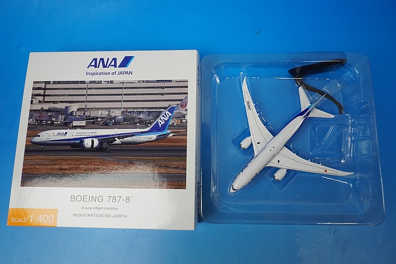 全日空商事 1/200 ANA DHC-8-400 ダイキャストモデル Amazon.co.jp