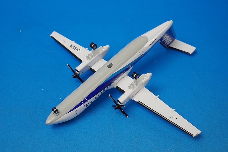 ANA全日空 DHC-8-300 JA801K 1/200 ANA DHC-8-300 モデル 1:200 1/