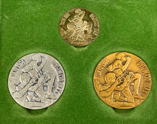1964年東京オリンピック限定記念メダル金銀銅3点セット未使用（保存品