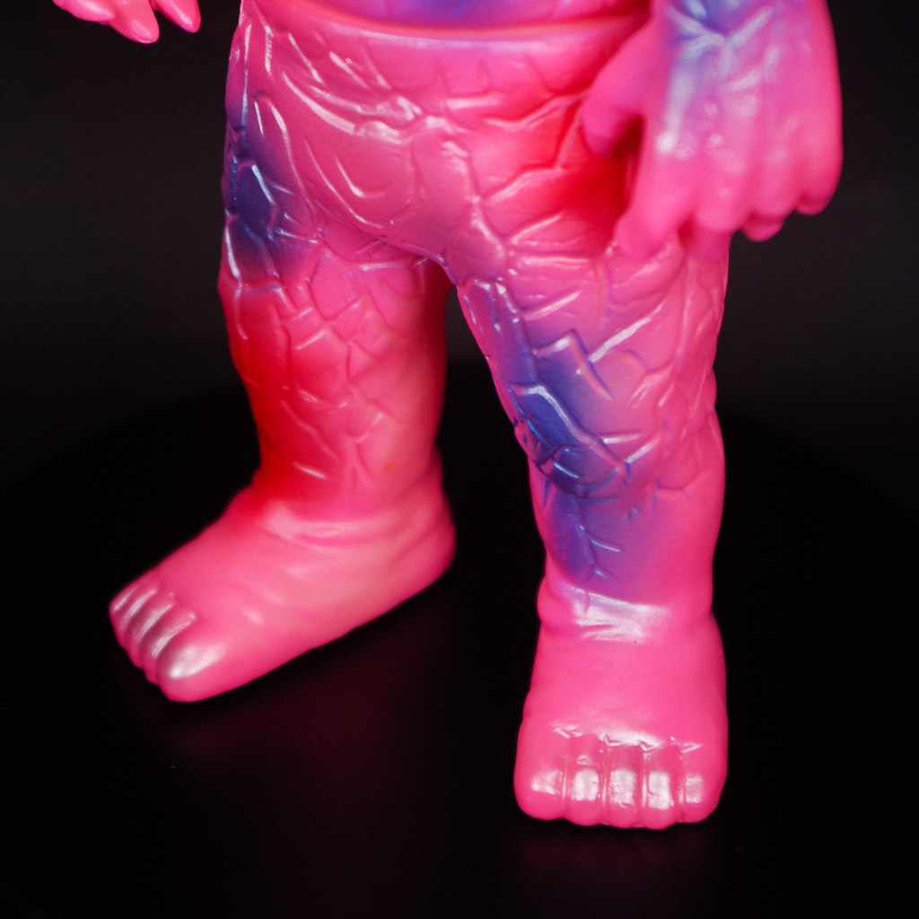 ブルマァク モスラ ピンク 6月4日(土)11:00より数量限定販売開始