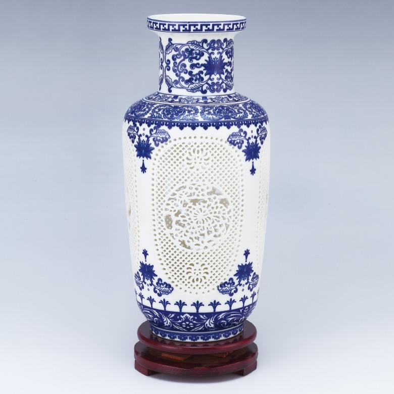 花卉図紋回転心瓶 装飾品 花瓶 美品 景徳鎮 陶磁器 工芸