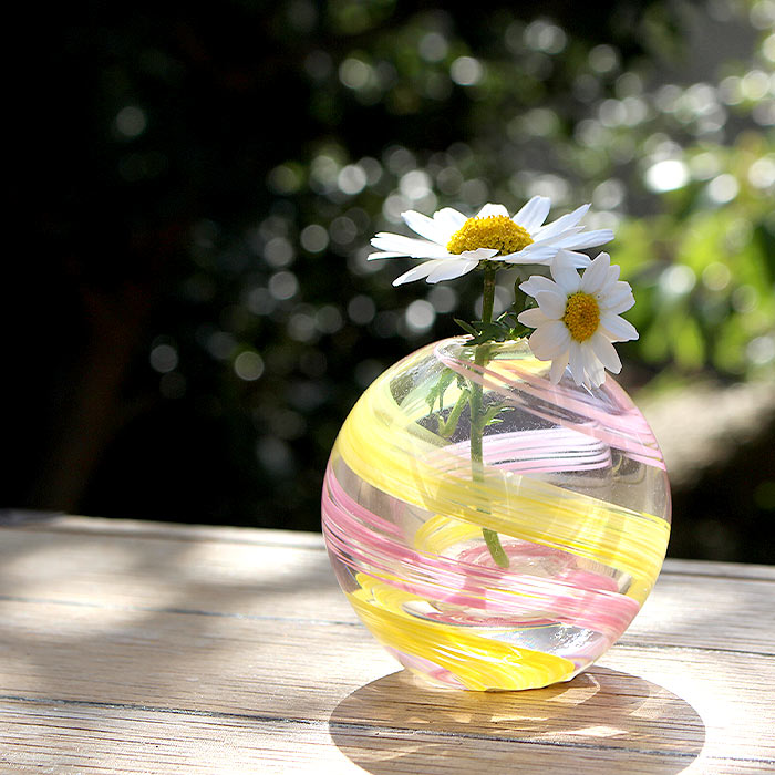 一輪挿し 花瓶 フラワーベース ガラス 津軽びいどろ 色手鞠 おしゃれ