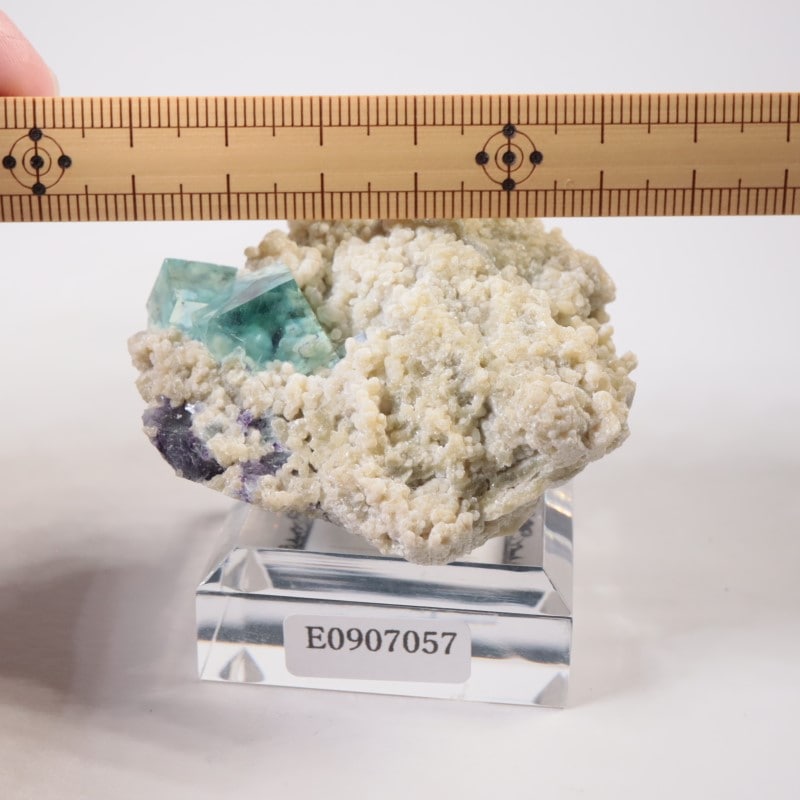 VIP-i 中国 内モンゴル産 フローライト原石＊8面体パイライト 中国 内