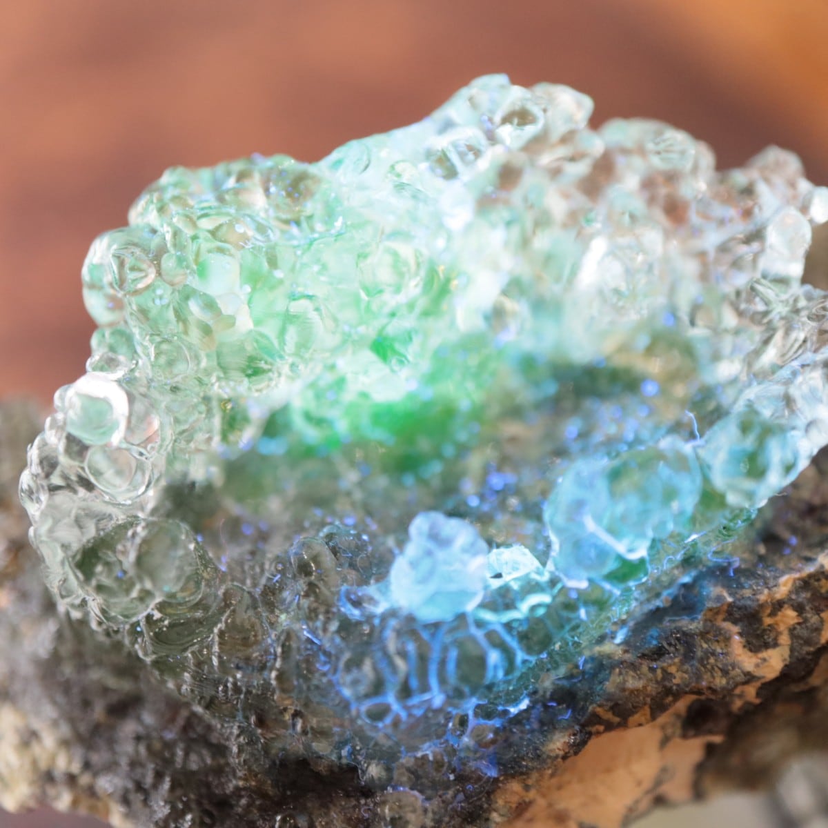 ハンガリー産 ハイアライトオパール | 鉱物標本,ア行,オパール/蛋白石