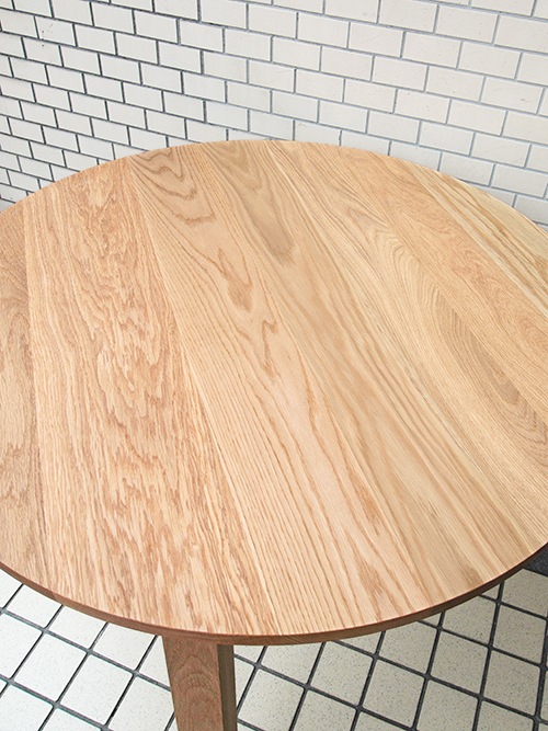 ナラ無垢材ダイニングテーブル 3本足 直径90 ｜イデア