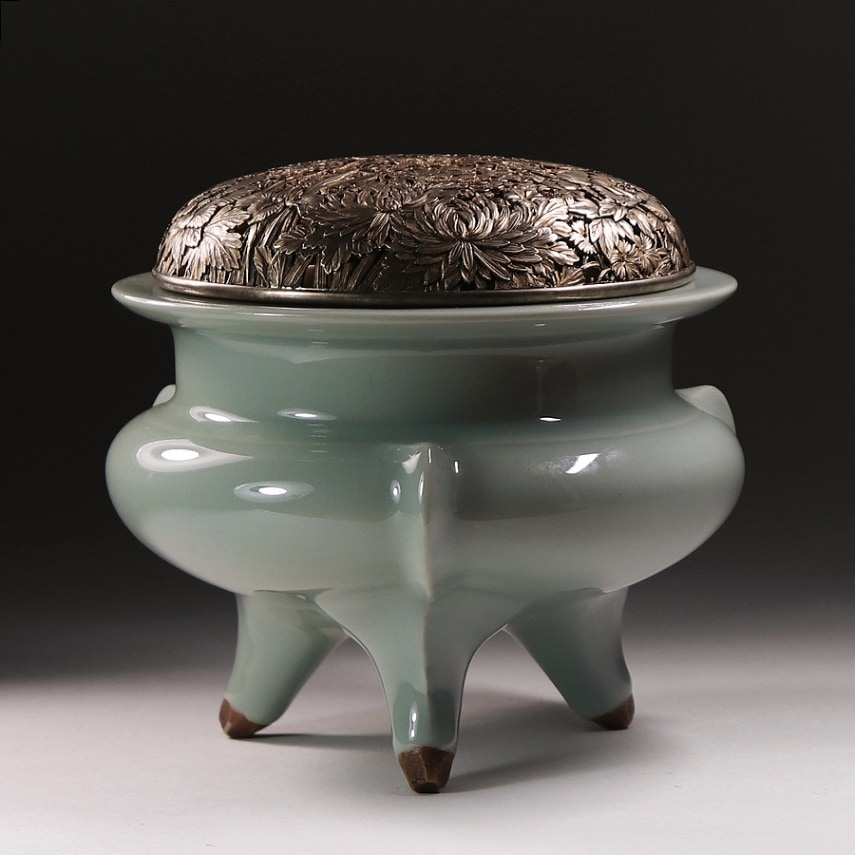 青磁 袴腰香炉 純銀透彫火舎