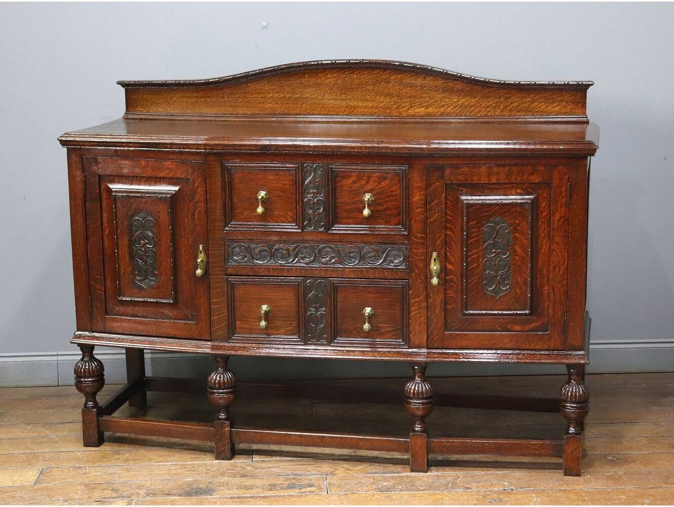 イギリス アンティーク 家具 シフォニア サイドボード ビクトリアン